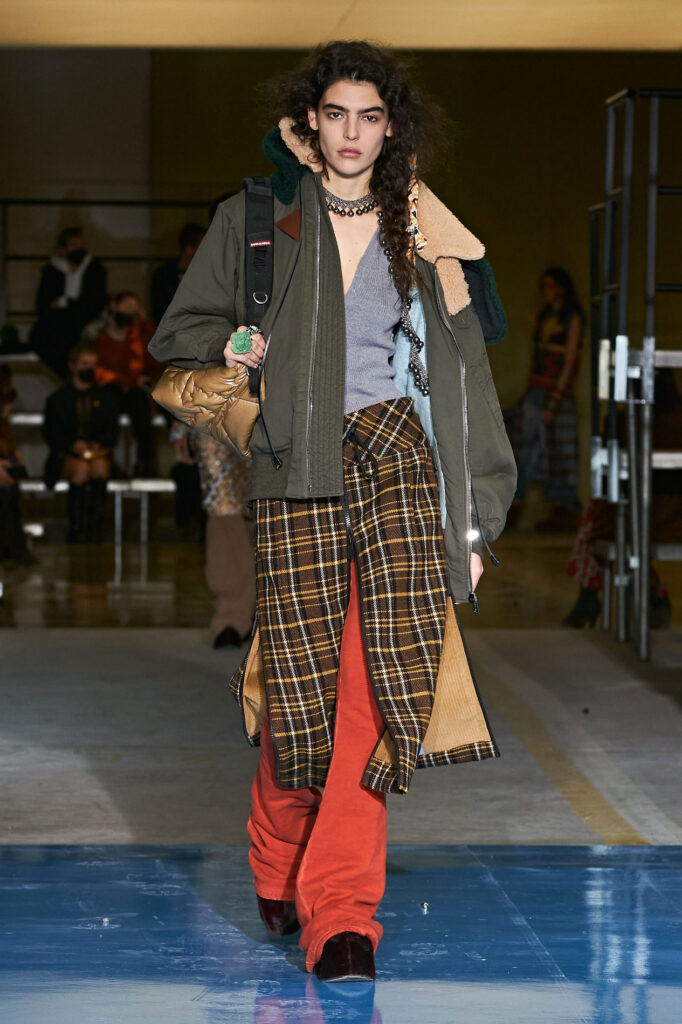 DSQUARED2 AW2022 Womenswear Collection #D2takeatrip - Jamaque Paradis