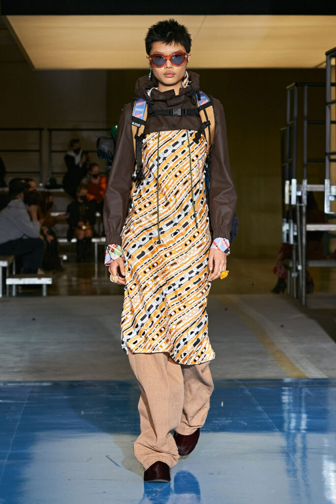 DSQUARED2 AW2022 Womenswear Collection #D2takeatrip - Jamaque Paradis